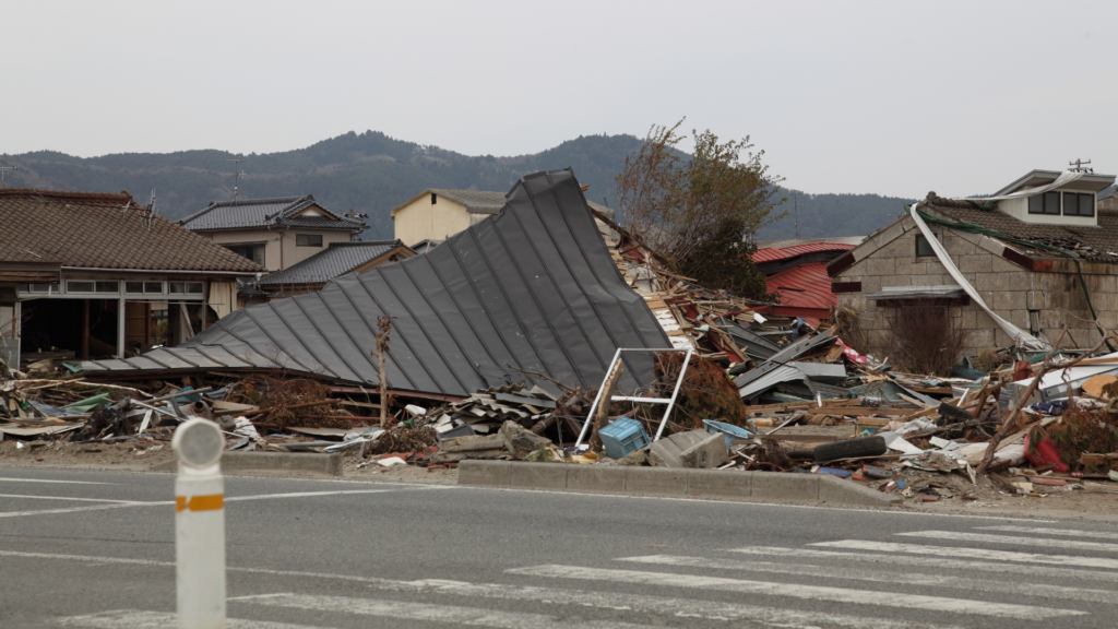 2. 地震対策：建物の倒壊を防ぎ家族の命を守る