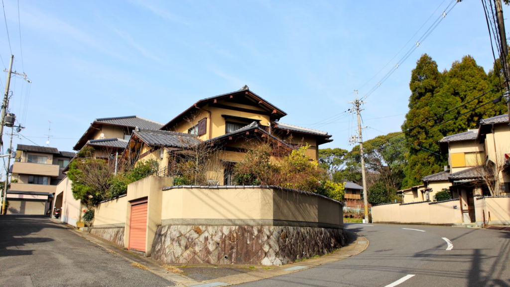 奈良市・大和郡山市の大きな古い家特有のリスク